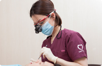 担当衛生士による口腔内のメンテナンス